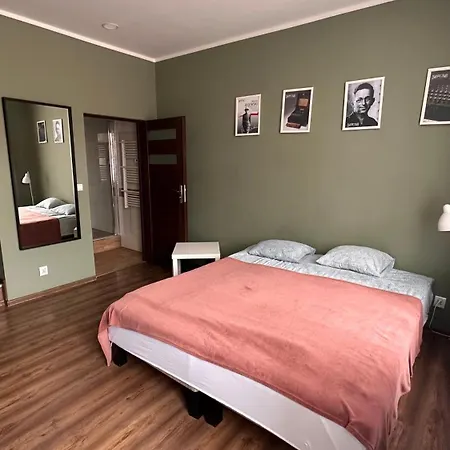 Centrum - Dworcowa 10 *